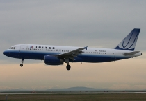 United Airlines, Airbus A320-232, N496UA, c/n 1845, in YVR