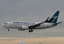 Westjet, Boeing 737-7CT(WL), C-FWCN, c/n 33698/1346, in YVR