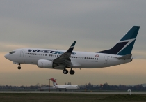 Westjet, Boeing 737-7CT(WL), C-GWSQ, c/n 37091/3134, in YVR