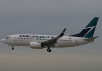 Westjet, Boeing 737-76N(WL), C-GRWS, c/n 32881/1155, in YVR