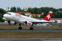 Swiss Intl. Air Lines, Airbus A319-112, HB-IPT, c/n 727, in TXL