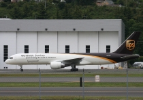 UPS - United Parcel Service, Boeing 757-24APF, N427UP, c/n 25458/481, in BFI