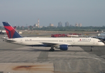 Delta Air Lines, Boeing 757-232, N639DL, c/n 23993/198, in JFK