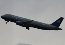 United Airlines, Airbus A320-232, N464UA, c/n 1290, in SEA