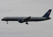 United Airlines, Boeing 757-222, N579UA, c/n 26697/539, in SEA