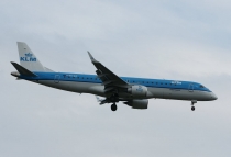 KLM Cityhopper, Embraer ERJ-190STD, PH-EZI, c/n 19000322, in BRU