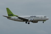 Air Baltic, Boeing 737-522, YL-BBN, c/n 26683/2368, in BRU