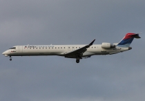 SkyWest Airlines (Delta Connection), Canadair CRJ-900LR, N806SK, c/n 15070, in SEA
