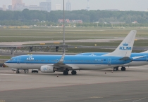 KLM - Royal Dutch Airlines, Boeing 737-8K2(WL), PH-BXE, c/n 29595/552, in AMS