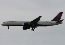 Delta Air Lines, Boeing 757-232, N6701, c/n 30187/892, in SEA