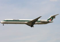 Alitalia, McDonnell Douglas MD-82, I-DAVT, c/n 49552/1597, in LHR