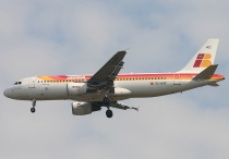 Iberia, Airbus A320-214, EC-HGZ, c/n 1208, in LHR