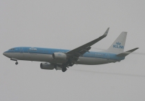 KLM - Royal Dutch Airlines, Boeing 737-8K2(WL), PH-BXN, c/n 30356/728, in LHR