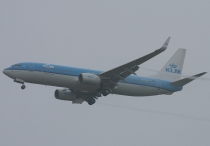 KLM - Royal Dutch Airlines, Boeing 737-8K2(WL), PH-BXF, c/n 29596/583, in LHR