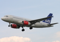 SAS - Scandinavian Airlines, Airbus A319-131, OY-KBR, c/n 3231, in LHR