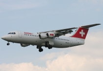 Swiss Intl. Air Lines, British Aerospace Avro RJ100, HB-IXO, c/n E3284, in LHR