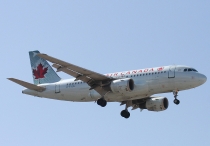 Air Canada, Airbus A319-114, C-FYJG, c/n 670, in LAS
