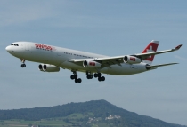 Swiss Intl. Air Lines, Airbus A340-313X, HB-JMH, c/n 585, in ZRH