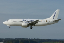 Skywings Intl., Boeing 737-382, Z3-AAN, c/n 24365/1695, in ZRH