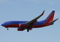 Southwest Airlines, Boeing 737-7H4(WL), N745SW, c/n 29491/237, in SEA