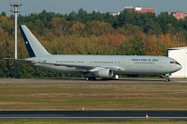 Luftwaffe - Chile, Boeing 767-3Y0ER, 985, c/n 26205/474, in TXL