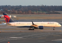 Delta Air Lines, Boeing 757-2Q8(WL), N704X, c/n 28163/741, in JFK