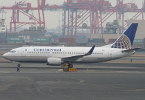 Continental Airlines, Boeing 737-3T0(WL), N10323, c/n 23374/1204, in EWR
