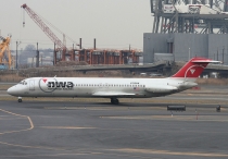 NWA - Northwest Airlines, Douglas DC-9-41, N759NW, c/n 47287/364, in EWR