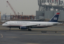 US Airways, Airbus A320-232, N656AW, c/n 1079, in EWR