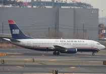 US Airways, Boeing 737-3B7, N533AU, c/n 24515/1767, in EWR