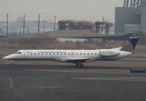ExpressJet Airlines (Continental Express), Embraer ERJ-145LR, N14902, c/n 145496, in EWR