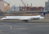 ExpressJet Airlines (Continental Express), Embraer ERJ-145XR, N12201, c/n 14500959, in EWR