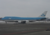 KLM - Royal Dutch Airlines, Boeing 747-406M, PH-BFE, c/n 24201/763, in AMS