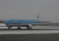 KLM - Royal Dutch Airlines, Boeing 777-206ER, PH-BQH, c/n 32705/493, in AMS