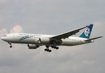 Air New Zealand, Boeing 777-219ER, ZK-OKF, c/n 34378/575, in LHR