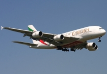 Emirates Airline, Airbus A380-861, A6-EDF, c/n 007, in LHR