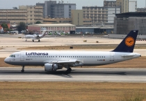 Lufthansa, Airbus A320-211, D-AIPB, c/n 070, in LIS