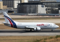 Swiftair, Boeing 737-375SF, EC-KTZ, c/n 23708/1395, in LIS