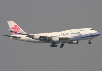 China Airlines, Boeing 747-409, B-18208, c/n 29031/1186, in HKG