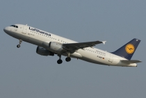 Lufthansa, Airbus A320-211, D-AIQT, c/n 1337, in STR