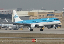 KLM Cityhopper, Embraer ERJ-190STD, PH-EZK, c/n 19000326, in STR