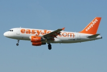 EasyJet Airline, Airbus A319-111, G-EFZG, c/n 3845, in ZRH