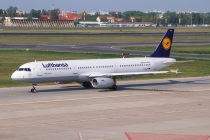 Lufthansa, Airbus A321-231, D-AIDF, c/n 4626, in TXL