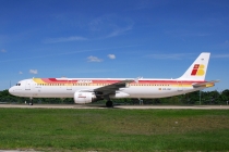 Iberia, Airbus A321-211, EC-IGK, c/n 1572, in TXL