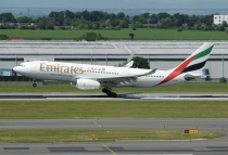 Emirates Airline, Airbus A330-243, A6-EKZ, c/n 345, in PRG