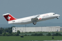 Swiss Intl. Air Lines, British Aerospace Avro RJ100, HB-IXT, c/n E3259, in PRG