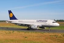 Lufthansa, Airbus A319-112, D-AIBD, c/n 4455, in TXL
