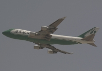 Jade Cargo Intl., Boeing 747-4EVERF, B-2422, c/n 35173/1387, in DXB