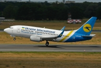 Ukraine Intl. Airlines, Boeing 737-5Y0(WL), UR-GAK, c/n 26075/2374, in TXL