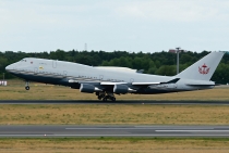 Luftwaffe - Brunei, Boeing 747-430, V8-ALI, c/n 26426/910, in TXL